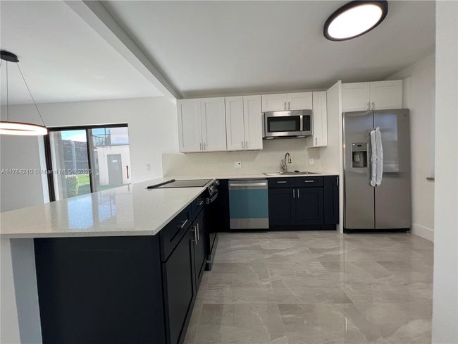APT-104 - 16461 Blatt Blvd, Condo with 2 bedrooms, 2 bathrooms and null parking in Weston FL | Image 16