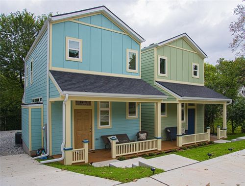 1579 S Duncan Ave, Fayetteville, AR, 72701-6186 | Card Image