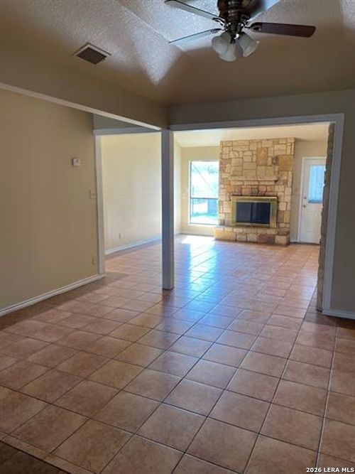 1-488 Stonewall St, San Antonio, TX, 78214-1950 | Card Image