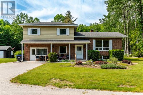 573 Lafontaine Rd E, Tiny, ON, L9M0S3 | Card Image