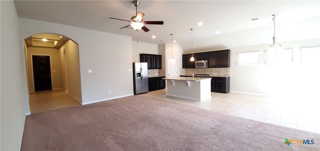 716 Oyster Crk, House other with 4 bedrooms, 2 bathrooms and null parking in Buda TX | Image 8