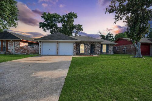 7402 Williams St, Houston, TX, 77040-4558 | Card Image