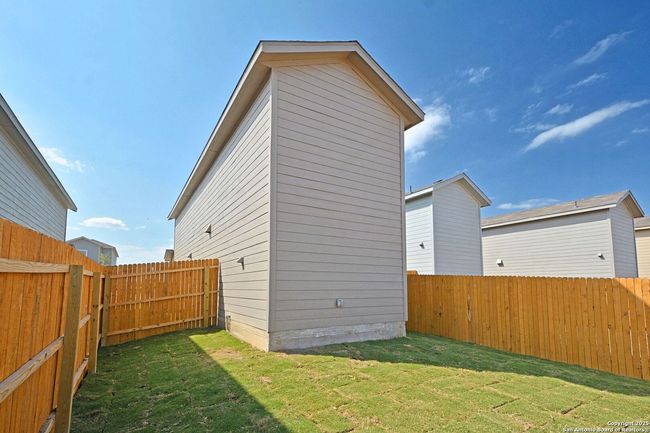 4974 Daisy Blossom, House other with 2 bedrooms, 2 bathrooms and null parking in Converse TX | Image 25