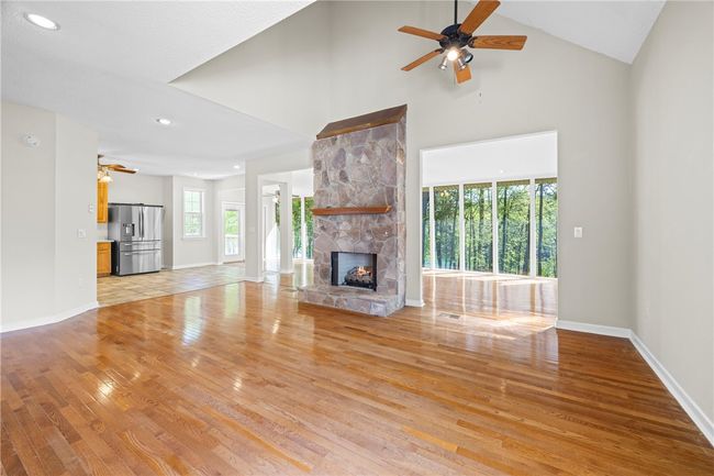 168 Wilderness Point, House other with 4 bedrooms, 4 bathrooms and null parking in Hartwell GA | Image 16