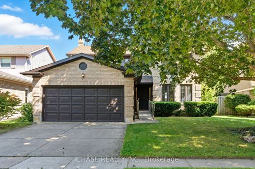 67 Forestview Dr, Dundas, ON, L9H6M7 | Card Image