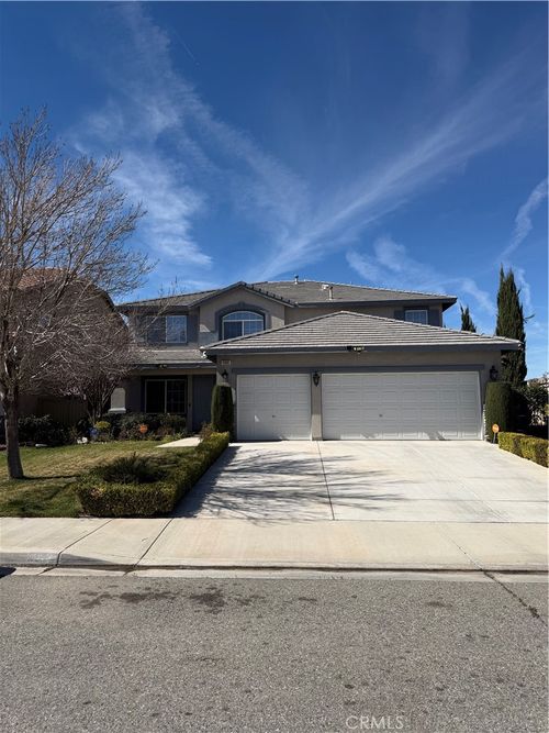 15082 Quicksilver Drive, Victorville, CA, 92394 | Card Image