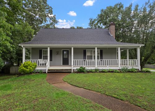 9002 Quail Run Dr, Chattanooga, TN, 37421-1340 | Card Image