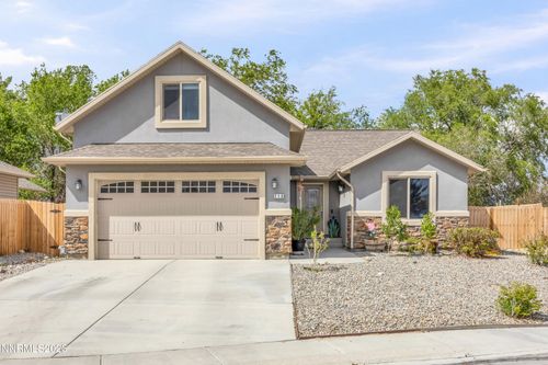 210 Heather Ln, Fernley, NV, 89408-9750 | Card Image