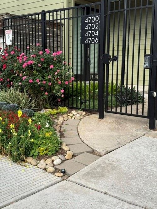 4700 Austin St, Houston, TX, 77004-5005 | Card Image