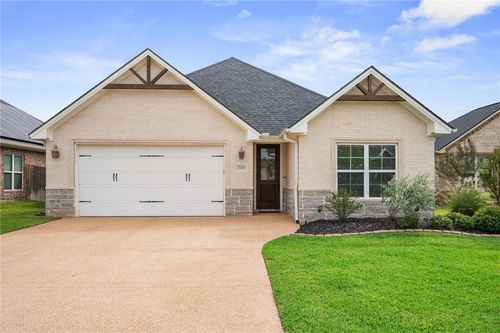 3103 Evan Dr, Bryan, TX, 77802-1433 | Card Image