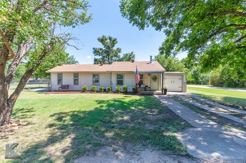 641 3rd St, Tuscola, TX, 79562-2289 | Card Image