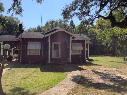 195 County Road 4451, Hillister, TX, 77624-1104 | Card Image