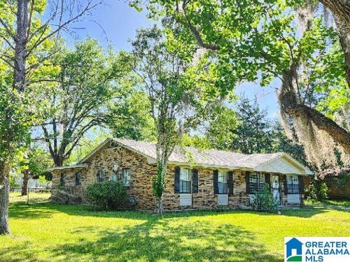 3339 Meadow Ln, MONTGOMERY, AL, 36116-3052 | Card Image