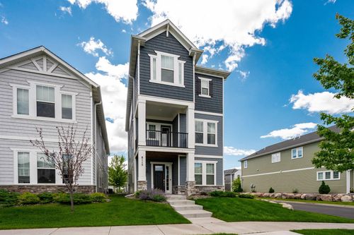 8115 Arrowwood Ln N, Maple Grove, MN, 55369-2772 | Card Image