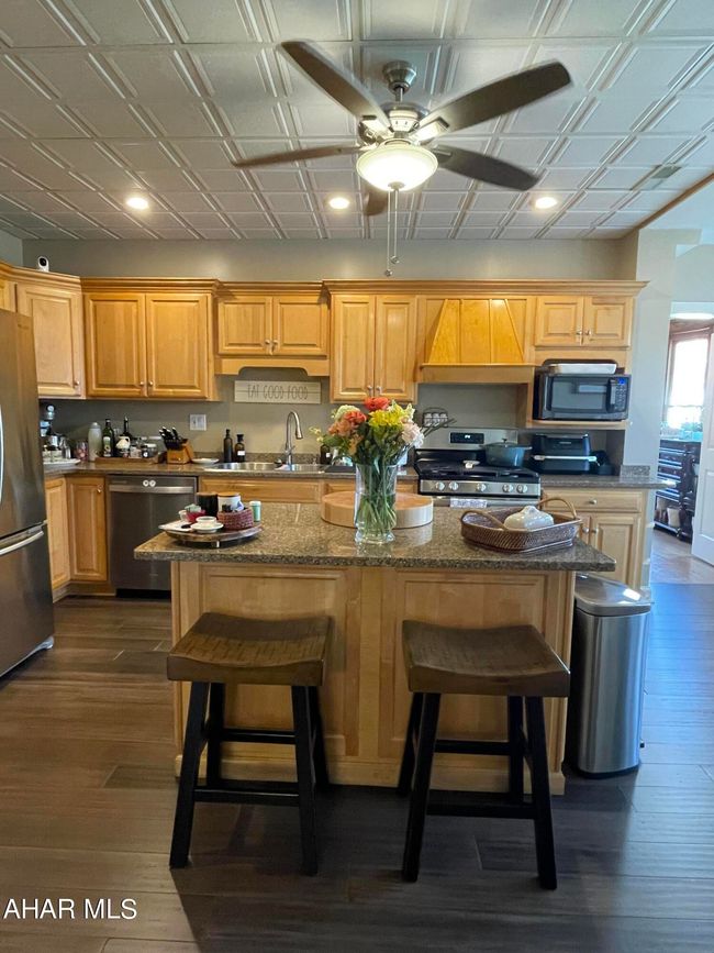 701 Spang St, House other with 8 bedrooms, 8 bathrooms and null parking in Roaring Spring PA | Image 35