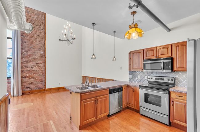 102 Russell St, Condo with 3 bedrooms, 3 bathrooms and null parking in Easley SC | Image 9