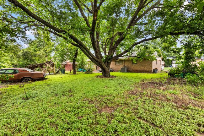 401 Carver St, House other with 3 bedrooms, 2 bathrooms and null parking in Waco TX | Image 21