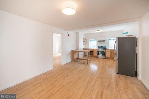 unit-3f-711 W Thompson St, PHILADELPHIA, PA, 19122-4300 | Card Image