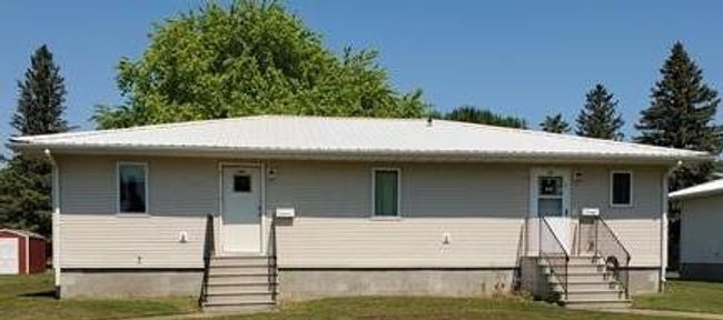 Halstad Exterior | Image 10