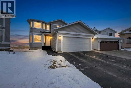 433 Coral Springs Pl Ne, Calgary, AB, T3J3R1 | Card Image