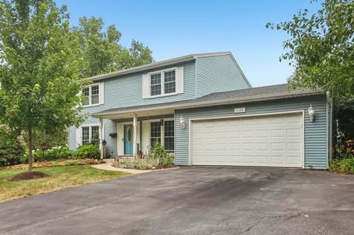 1644 Swallow St, Naperville, IL, 60565-2332 | Card Image