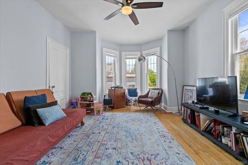 apt-2-90 William St, New Haven, CT, 06511-4994 | Card Image