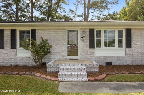 74 Cedar Rd, New Bern, NC, 28560-5939 | Card Image