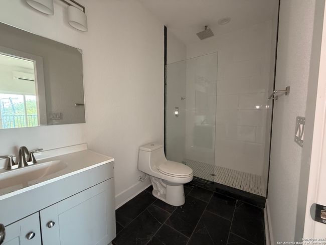 APT-104 - 715 Ogden St, Townhouse with 3 bedrooms, 4 bathrooms and null parking in San Antonio TX | Image 16