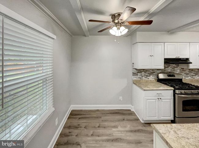 14849 Leicester Ct, Townhouse with 3 bedrooms, 4 bathrooms and null parking in CENTREVILLE VA | Image 11