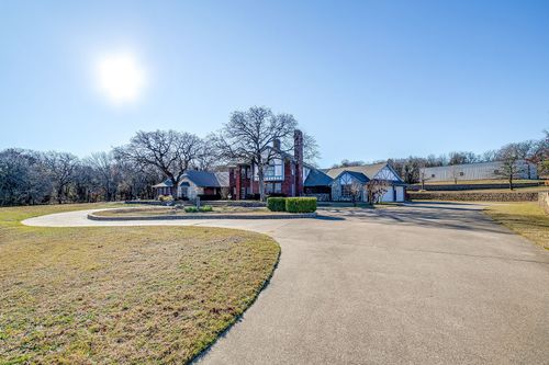 3017 Freeman Ln, Crowley, TX, 76036-5810 | Card Image