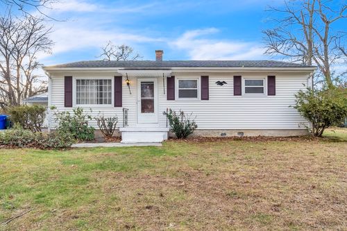 82 Louis Rd, Springfield, MA, 01118-2545 | Card Image