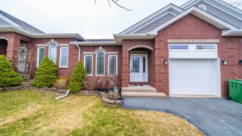 11 Kirkwood Crt, Bedford, NS, B4A0A9 | Card Image