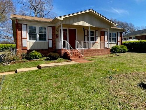 579 Alspaugh Street, Winston Salem, NC, 27105 | Card Image