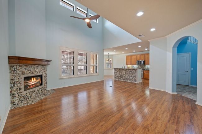 4229 Johns Light Dr, Condo with 3 bedrooms, 3 bathrooms and 4 parking in Austin TX | Image 5