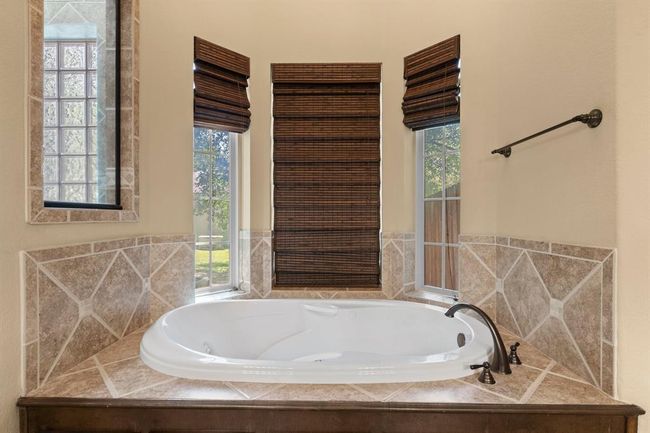 4022 Hidden Winds Dr, House other with 5 bedrooms, 5 bathrooms and null parking in Spring TX | Image 23
