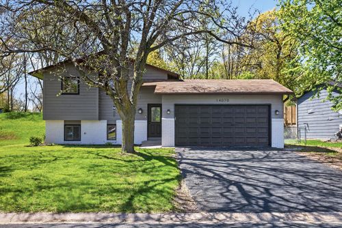 14070 Candlewood Ln Ne, Prior Lake, MN, 55372-1271 | Card Image
