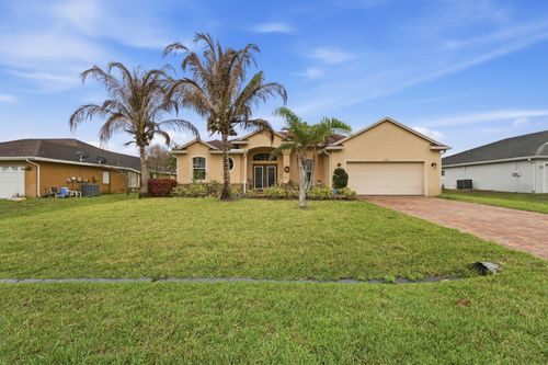 6988 Nw Hartney Way, Port St. Lucie, FL, 34983-1320 | Card Image
