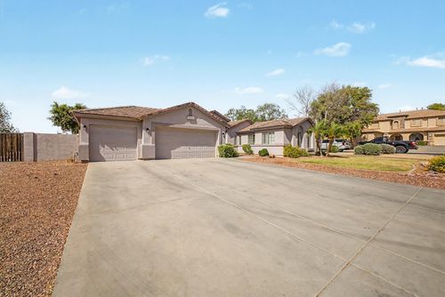 8352 W San Juan Ave, Glendale, AZ, 85305-2908 | Card Image