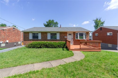 1625 Loretta Dr, Penn Hills, PA, 15235-2325 | Card Image