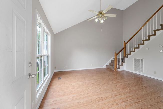 435 Cranklen Cir, House other with 3 bedrooms, 3 bathrooms and 1 parking in Clarksville TN | Image 4