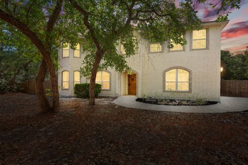 149 Spanish Oak Trl, Elgin, TX, 78621-5541 | Card Image