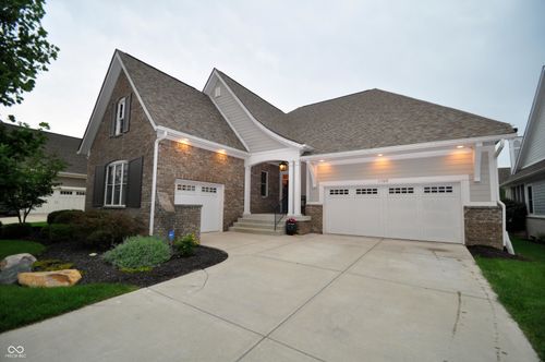 11509 Golden Willow Ct, Zionsville, IN, 46077-3300 | Card Image