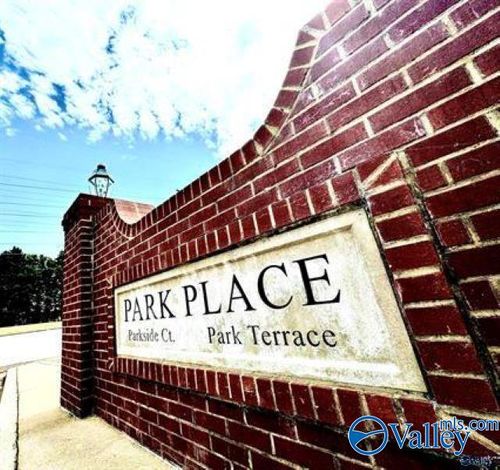 903 Parkside Ct Se, Decatur, AL, 35601-5190 | Card Image
