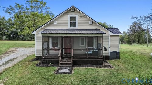 1696 Blackstone Rd, Kenbridge, VA, 23944-3307 | Card Image