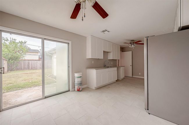 2703 Cypress St, House other with 3 bedrooms, 1 bathrooms and 1 parking in Pasadena TX | Image 11