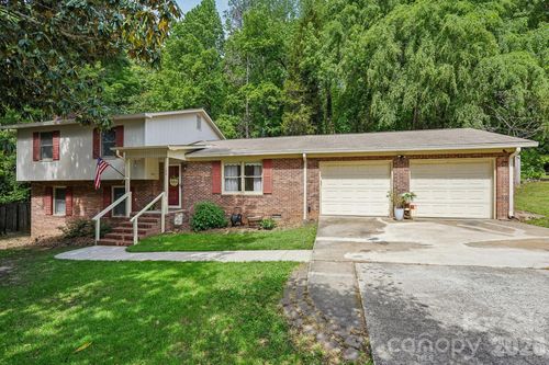 126 Tulip Ave Sw, Concord, NC, 28025-5730 | Card Image
