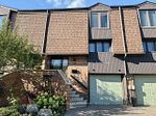 12 Sweet Pea Path, Etobicoke, ON, M9P3S3 | Card Image