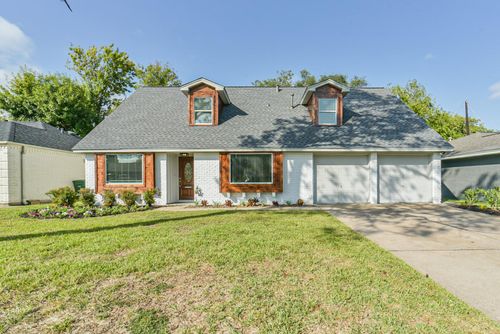 3319 Springrock Ln, Houston, TX, 77080-1207 | Card Image
