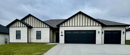 16618 Klinton Dr, Boonville, MO, 65233-3580 | Card Image