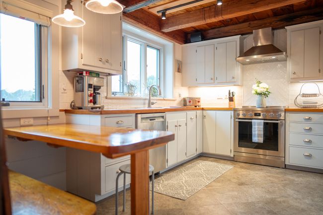 Kitchen View | Image 15